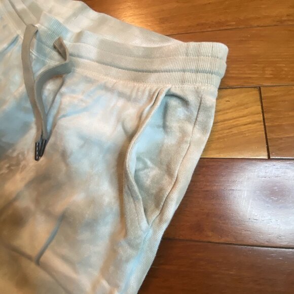 Old Navy Tie Dye Joggers size Medium - Picture 3 of 6
